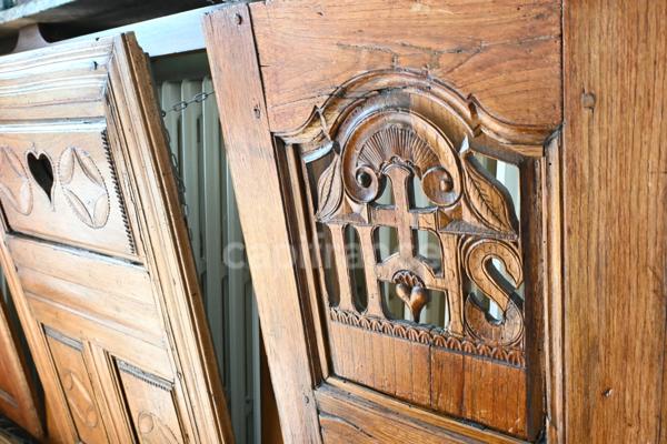 MORAINVILLIERS-BURES - Meulière à colombage du début du 20ème siècle de 243m2, terrain de 1112,00 m².