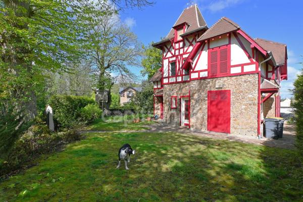 MORAINVILLIERS-BURES - Meulière à colombage du début du 20ème siècle de 243m2, terrain de 1112,00 m².