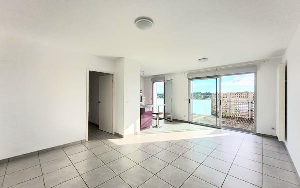 Appartement à vendre    3 pièces • 69 m2 Bayonne
