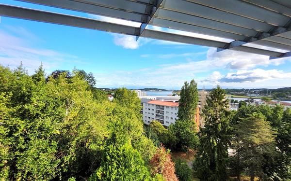 Appartement à vendre    3 pièces • 69 m2 Bayonne
