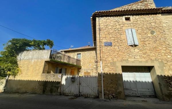 Vente Maison de village Terrasse et garage à rénover Goudargues
