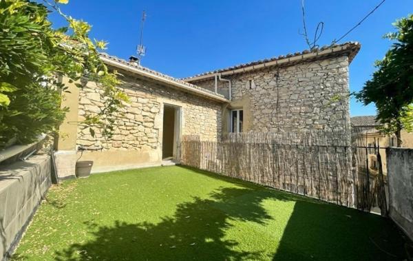 Vente Maison de village Terrasse et garage à rénover Goudargues