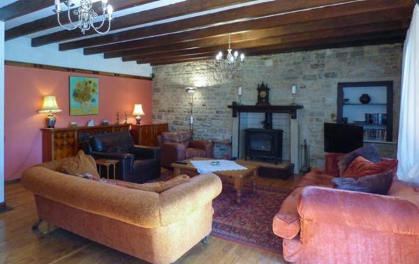 Vente Maison rénové(e) Chef-boutonne   