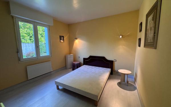 Maison à vendre    5 pièces • 167 m2 Rostrenen