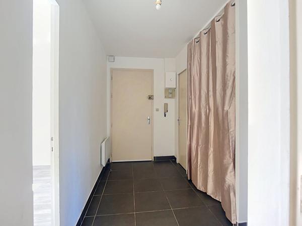 A LOUER APPARTEMENT DE TYPE III Quartier de la Marne