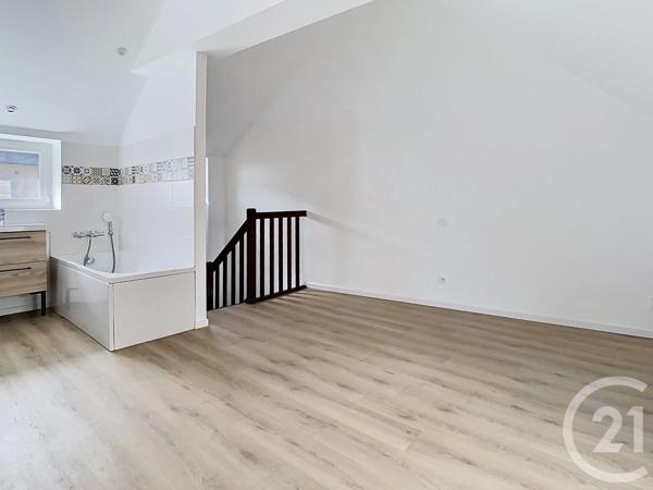 Maison à vendre  4 pièces - 77,90 m 2   DINAN  - 22