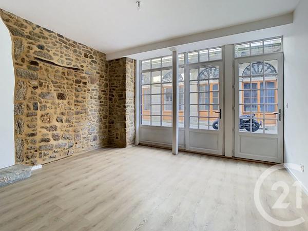 Maison à vendre  4 pièces - 77,90 m 2   DINAN  - 22