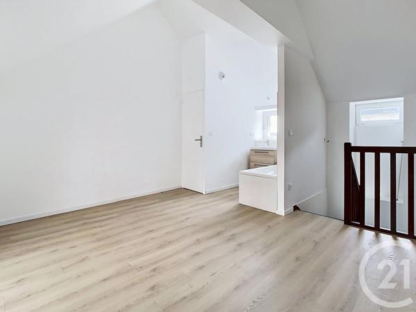 Maison à vendre  4 pièces - 77,90 m 2   DINAN  - 22