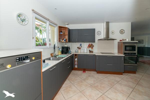 Maison 575 000 € Hourtin 6 p 174 m² DPE B