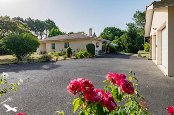 Maison 575 000 € Hourtin 6 p 174 m² DPE B