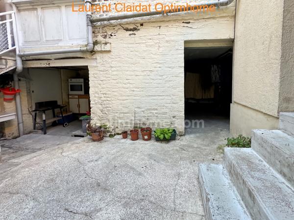 ENSEMBLE IMMOBILIER CENTRE-VILLE – 5 APPARTEMENTS ET UNE MAISON AVEC GARAGE