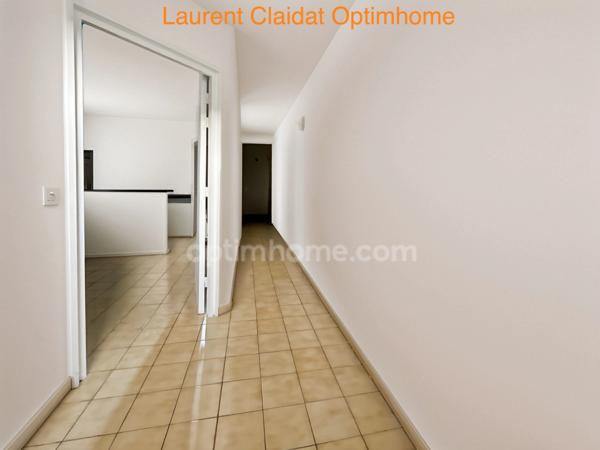 ENSEMBLE IMMOBILIER CENTRE-VILLE – 5 APPARTEMENTS ET UNE MAISON AVEC GARAGE