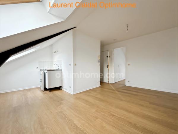 ENSEMBLE IMMOBILIER CENTRE-VILLE – 5 APPARTEMENTS ET UNE MAISON AVEC GARAGE