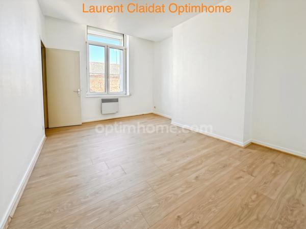 ENSEMBLE IMMOBILIER CENTRE-VILLE – 5 APPARTEMENTS ET UNE MAISON AVEC GARAGE