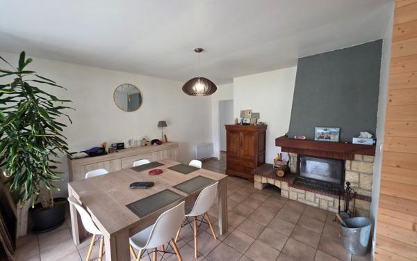 Maison à vendre    4 pièces • 86 m2 Saint-Pierre-du-Mont