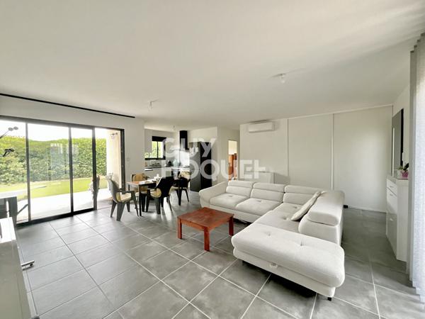 Maison de plain-pied T4 de 88 m2 sur une parcelle de 550 m2
