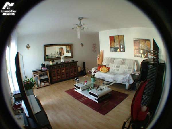 SAINT-GAUDENS centre, appartement T2 loué de 51,96m² au 1er étage avec ascenseur.