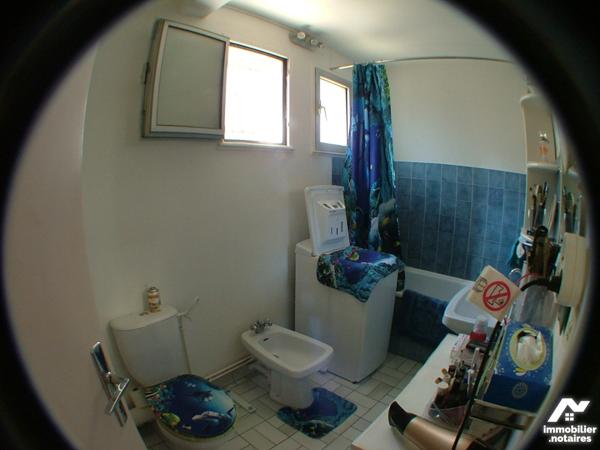 SAINT-GAUDENS centre, appartement T2 loué de 51,96m² au 1er étage avec ascenseur.