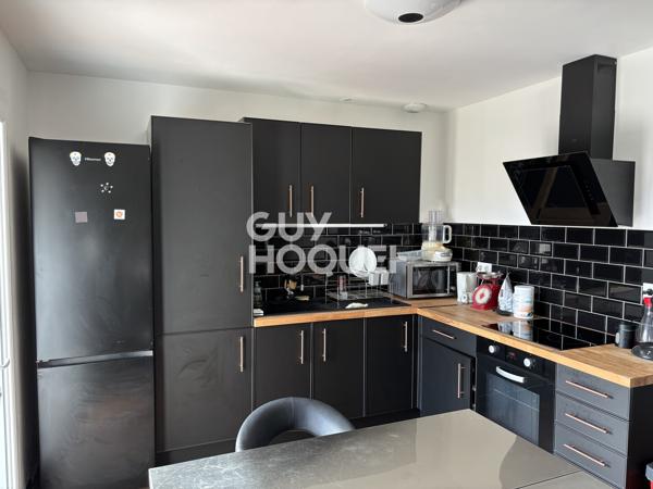 CARCASSONNE - Maison 3 chambres, garage sur terrain 312 m²
