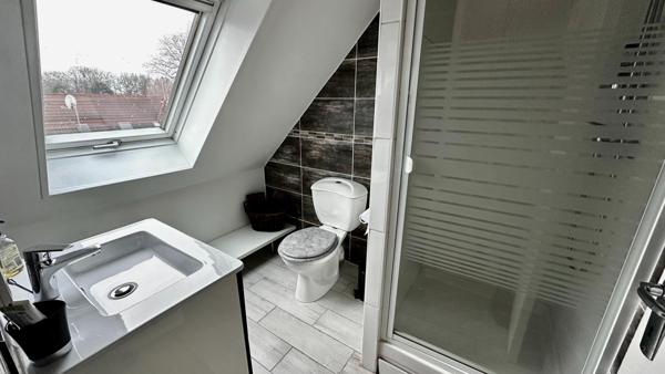 Maison d'environ 130 M2 au sol sur 238 m2 de terrain