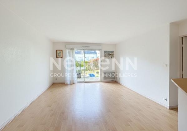Appartement au rez-de-chaussée en plein bourg de Plérin