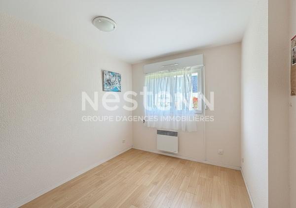 Appartement au rez-de-chaussée en plein bourg de Plérin