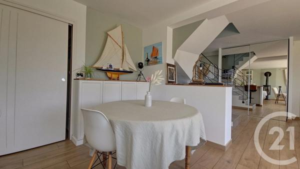 Maison à vendre  5 pièces - 131 m 2   THEIX NOYALO  - 56