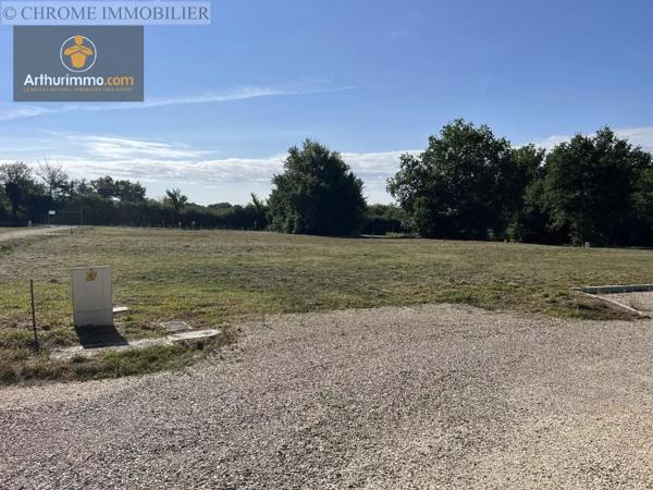 Vente Terrain 777 m2 à Beauziac