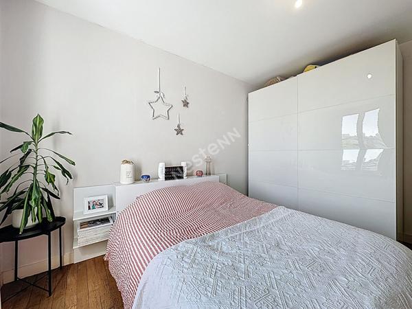 HYPER CENTRE - T2 DERNIER ÉTAGE CAVE et JARDIN COMMUN