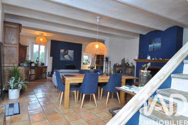 Maison à vendre 7 pièces 192 m² Saint-Christol-lez-Alès