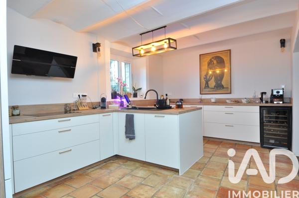 Maison à vendre 7 pièces 192 m² Saint-Christol-lez-Alès