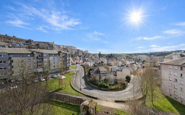Appartement à vendre    3 pièces •  Rodez