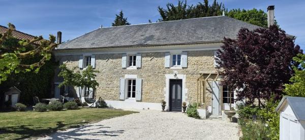 Maison ancienne Néré 189 m²