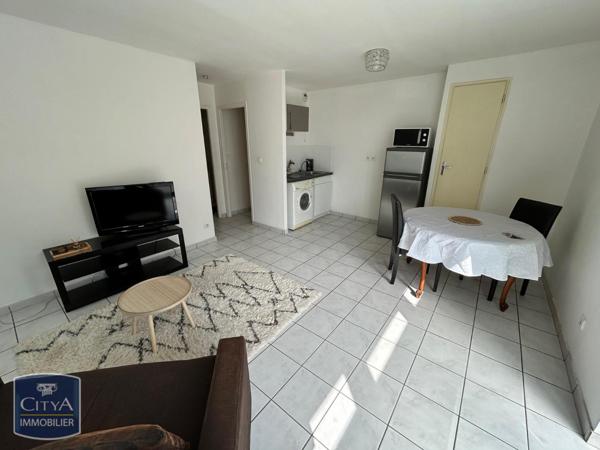 Location appartement Cholet (49300) 1 pièce 33.76m²
