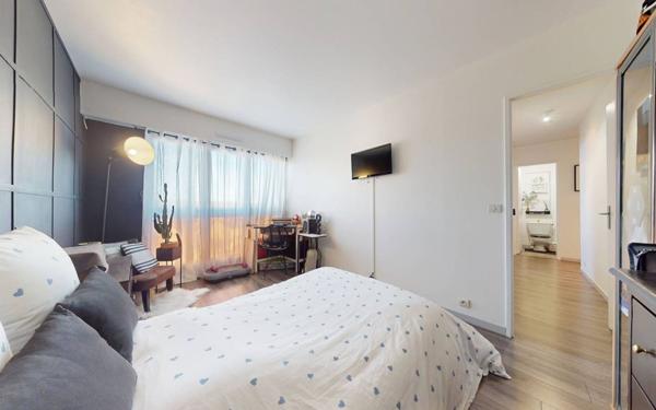 Appartement à vendre    4 pièces • 84 m2 Roissy-en-Brie