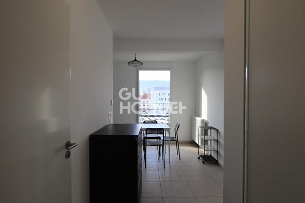 Studio neuf de 31m² avec balcon et parking