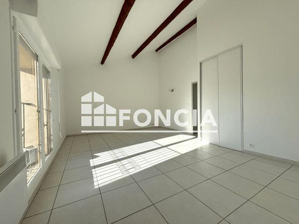 Location Appartement 3 pièces 72.5 m² - 14 AVENUE THEOPHILE DELORME Le Pontet 84130