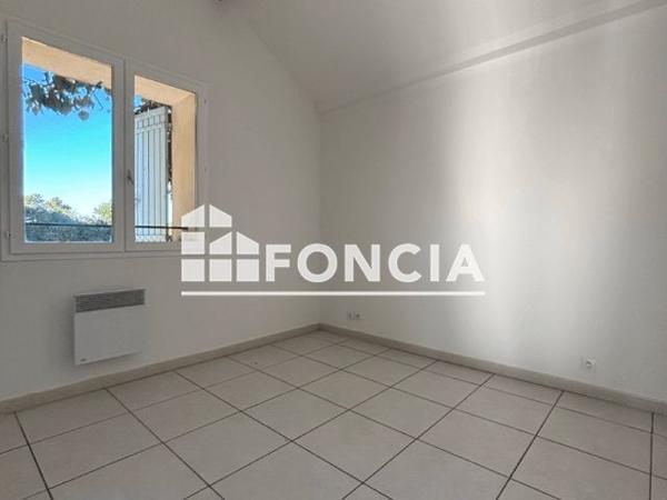 Location Appartement 3 pièces 72.5 m² - 14 AVENUE THEOPHILE DELORME Le Pontet 84130