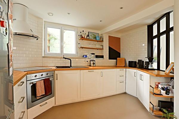 Maison Nanterre 5 pièce(s) €750 000 ** - Référence 15195