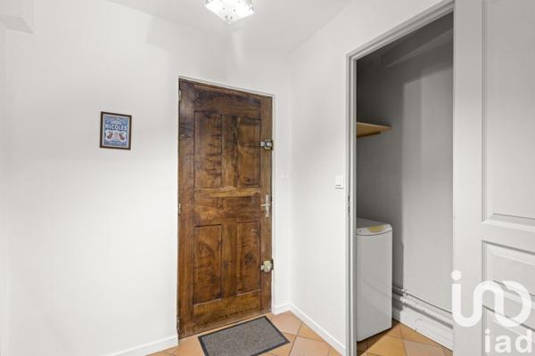 Appartement 3 pièces de 53 m² à Aix-en-Provence (13100)