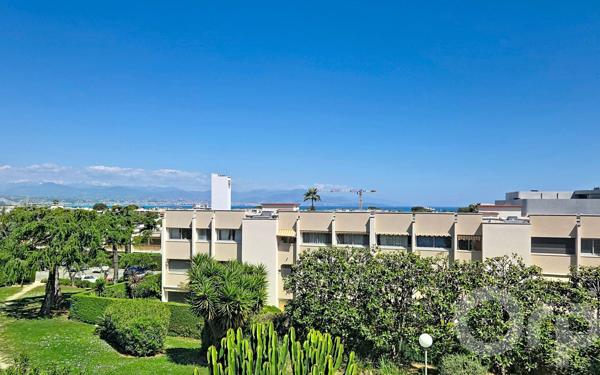 Appartement à vendre    3 pièces • 78,66 m2 Antibes