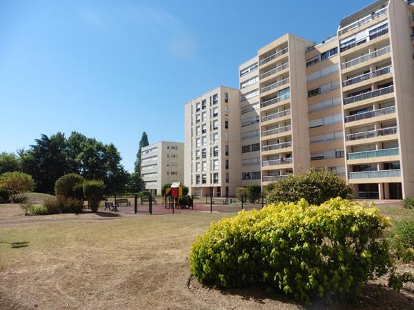 Appartement Pontoise 4 pièce(s) 90.32 m2 €215 000 ** - Référence 10894