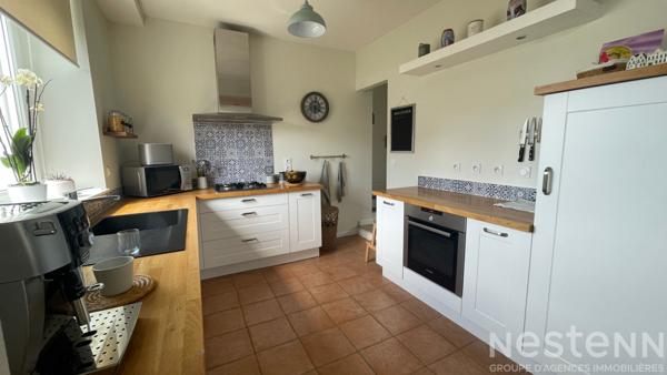 A VENDRE - Charmante maison en pierre en excellent état à proximité du bourg de PLOEMEL