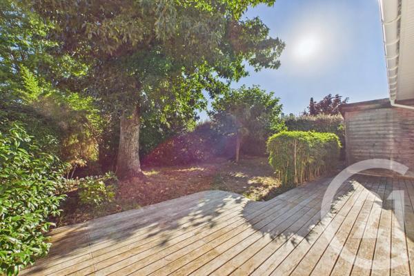 Maison à vendre  4 pièces - 96,70 m 2   EYSINES  - 33