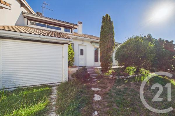 Maison à vendre  4 pièces - 96,70 m 2   EYSINES  - 33