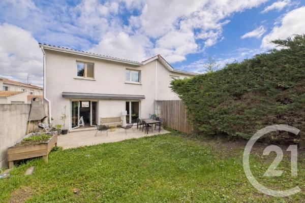 Maison à vendre  4 pièces - 96,70 m 2   EYSINES  - 33