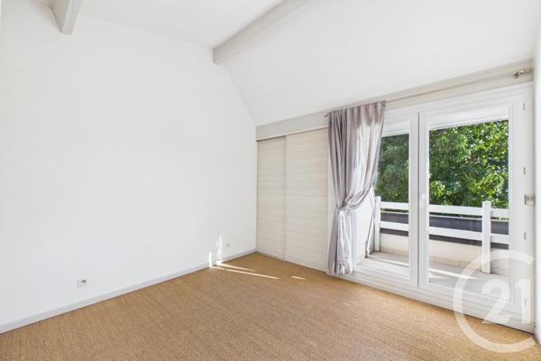 Maison à vendre  4 pièces - 96,70 m 2   EYSINES  - 33