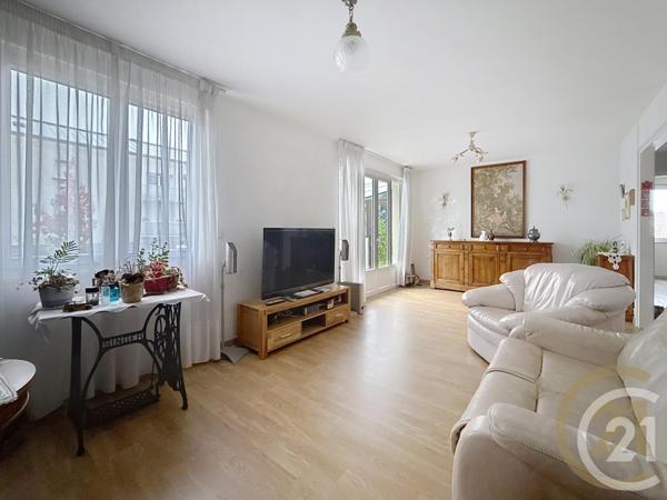 Maison à vendre  4 pièces - 65,90 m2 LE MESNIL ESNARD - 76