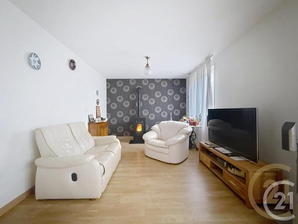 Maison à vendre  4 pièces - 65,90 m2 LE MESNIL ESNARD - 76