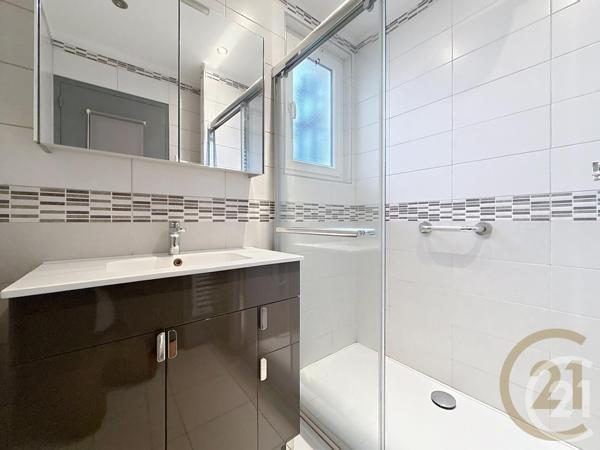 Maison à vendre  4 pièces - 65,90 m2 LE MESNIL ESNARD - 76